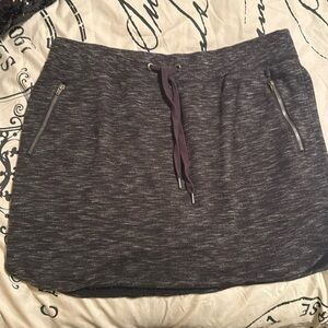 Gray/Black Green Tea Skort (Skirt/Short). XL gently worn